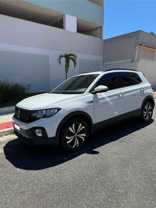 VOLKSWAGEN T-CROSS 1.0 200 TSI TOTAL FLEX COMFORTLINE AUTOMÁTICO
